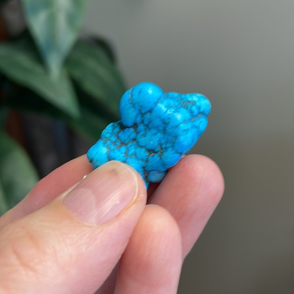 Natural Turquoise Mineral Bare Stone Mineral Crystal Stone Reiki Stone - Picture 3 of 4